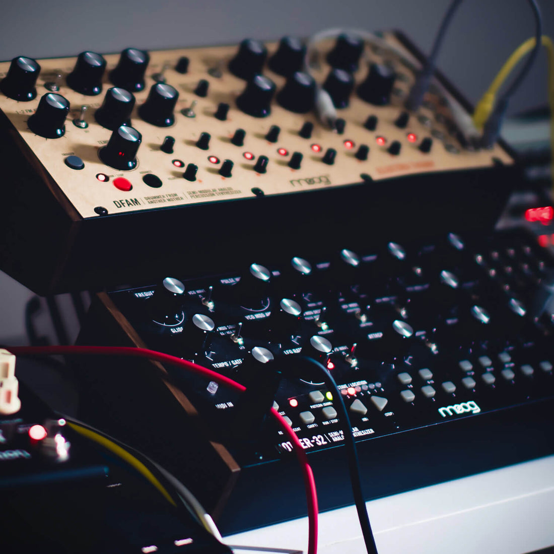What are LFOS and What do synthesiser components do?